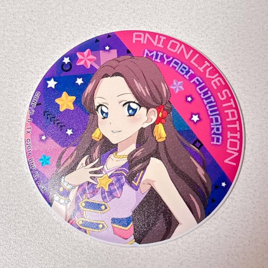 藤堂ユリカアイカツ！アニON マグネット付きバッジ