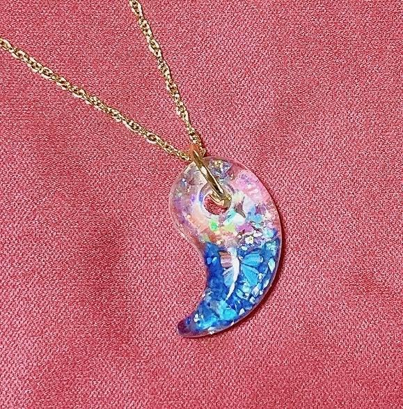 Amazon.co.jp: 藍色 オルゴナイト 勾玉 ネックレス 40cm 開運 お守り