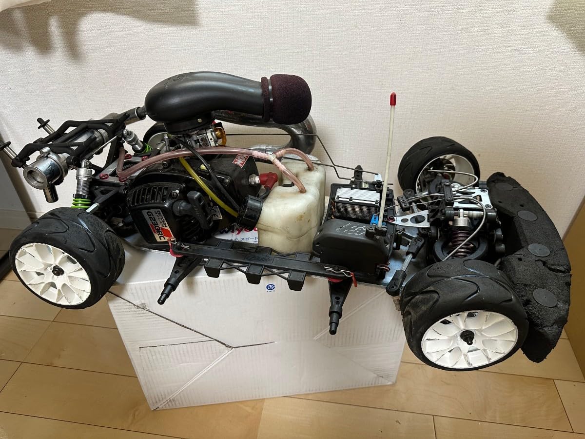 1/5FGラジコンカーシャーシ エンジン搭載 部品取り等に。 1/5FG
