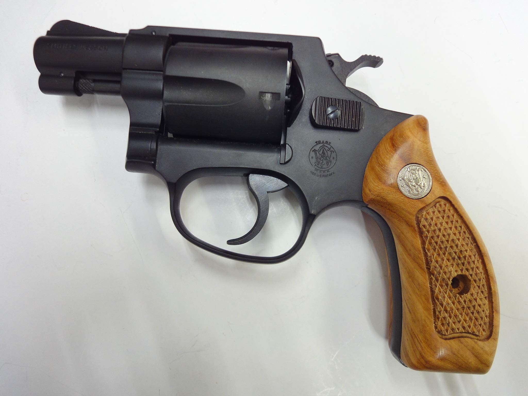 Amazon | 木製グリップ タナカ M36 チーフ 用 チェッカメダル | モデル