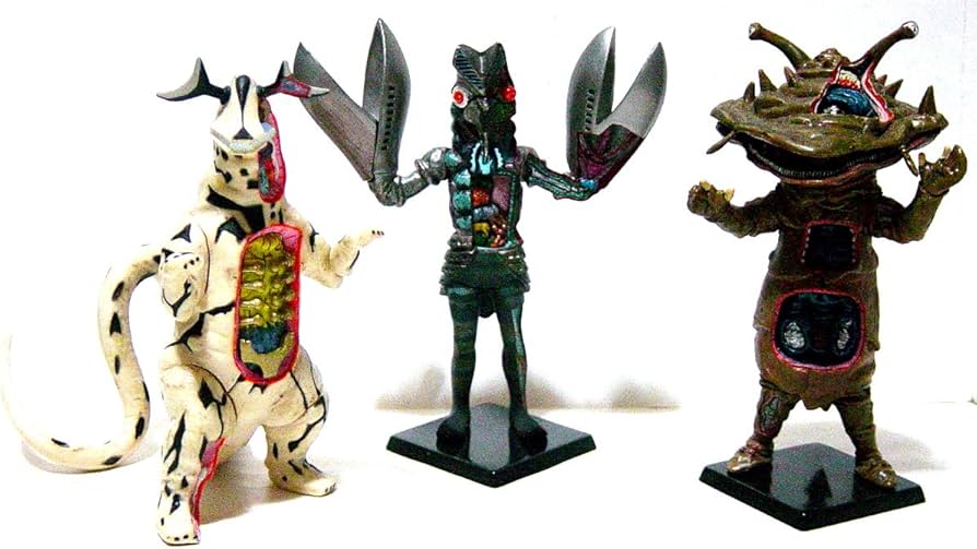 Amazon | バンダイ ウルトラ怪獣 解剖図鑑 3種 | フィギュア・ドール 通販