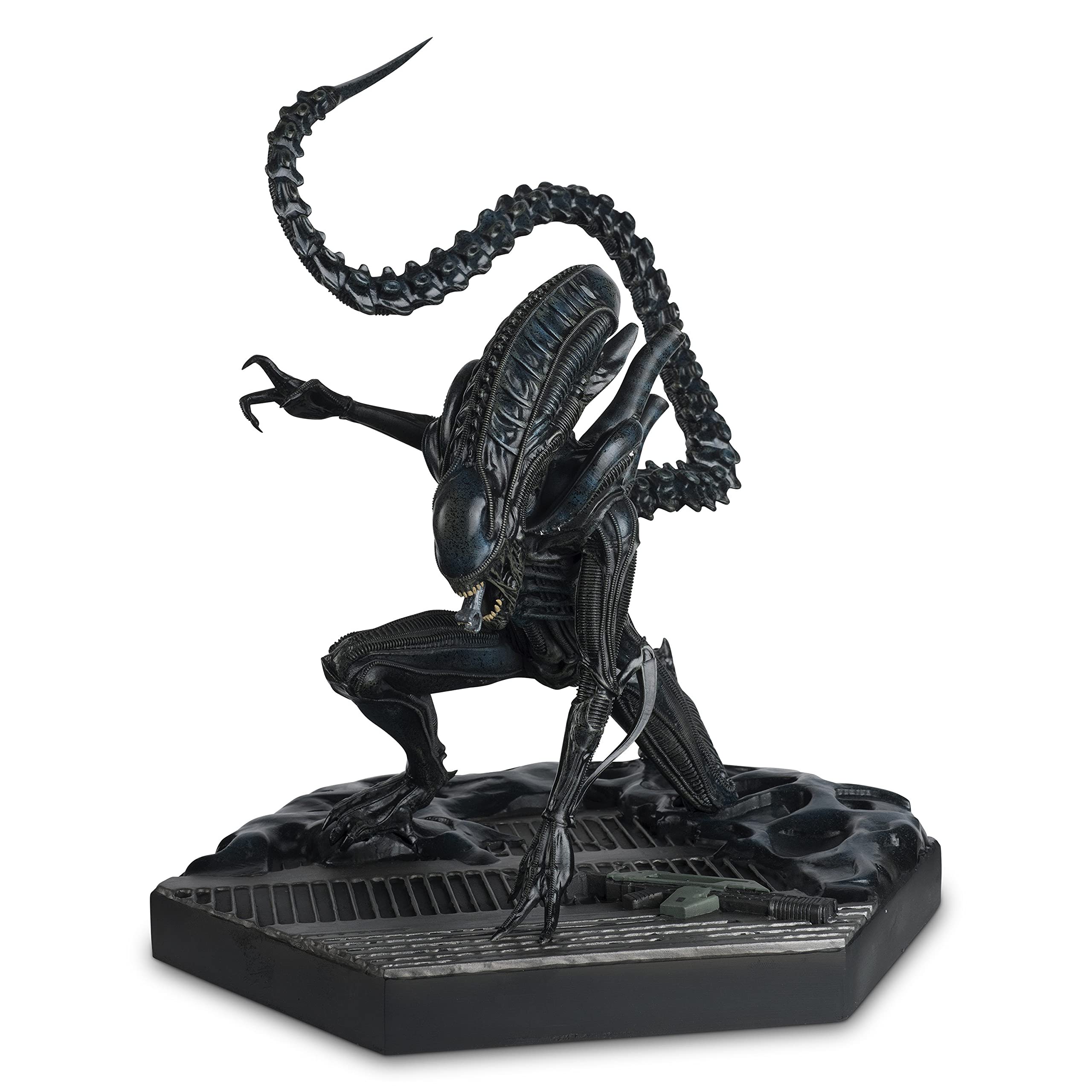 Amazon.com: Alien and Predator Mega Xenomorph Warrior Special