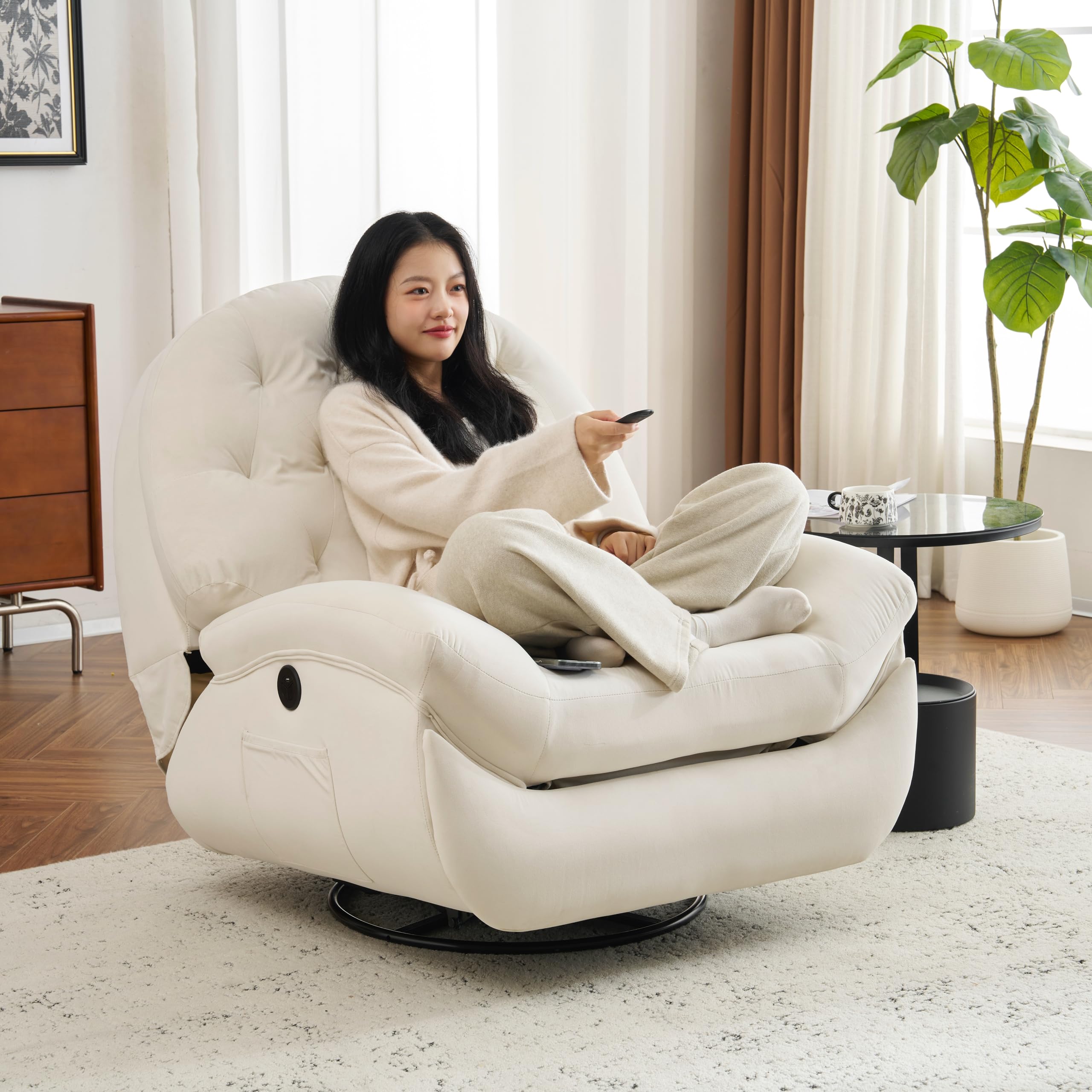 やぃちゃん】ホワイト リクライニングチェア 1人掛けソファ まつげ