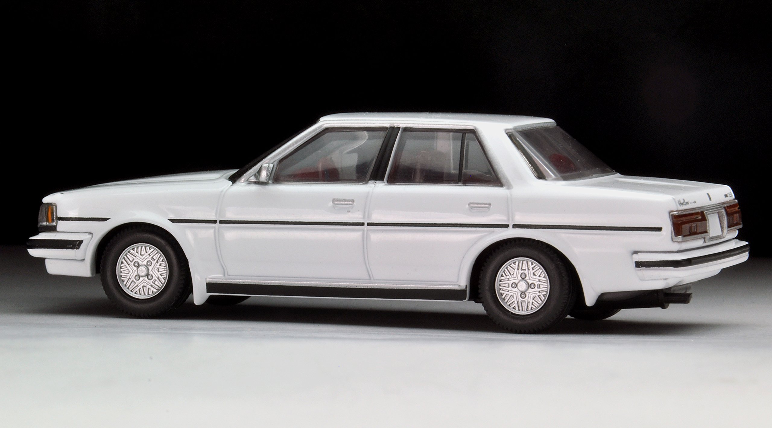 Amazon | トミカリミテッドヴィンテージ ネオ 1/64 LV-N156a トヨタ