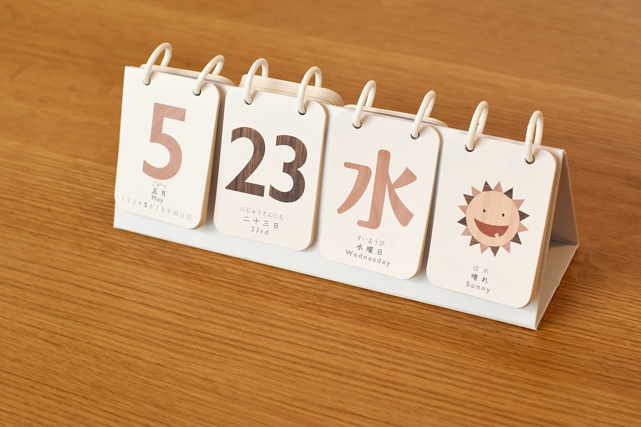 Amazon | 木目調の日めくりカレンダー♪ 卓上 おしゃれ 万年使える 1年