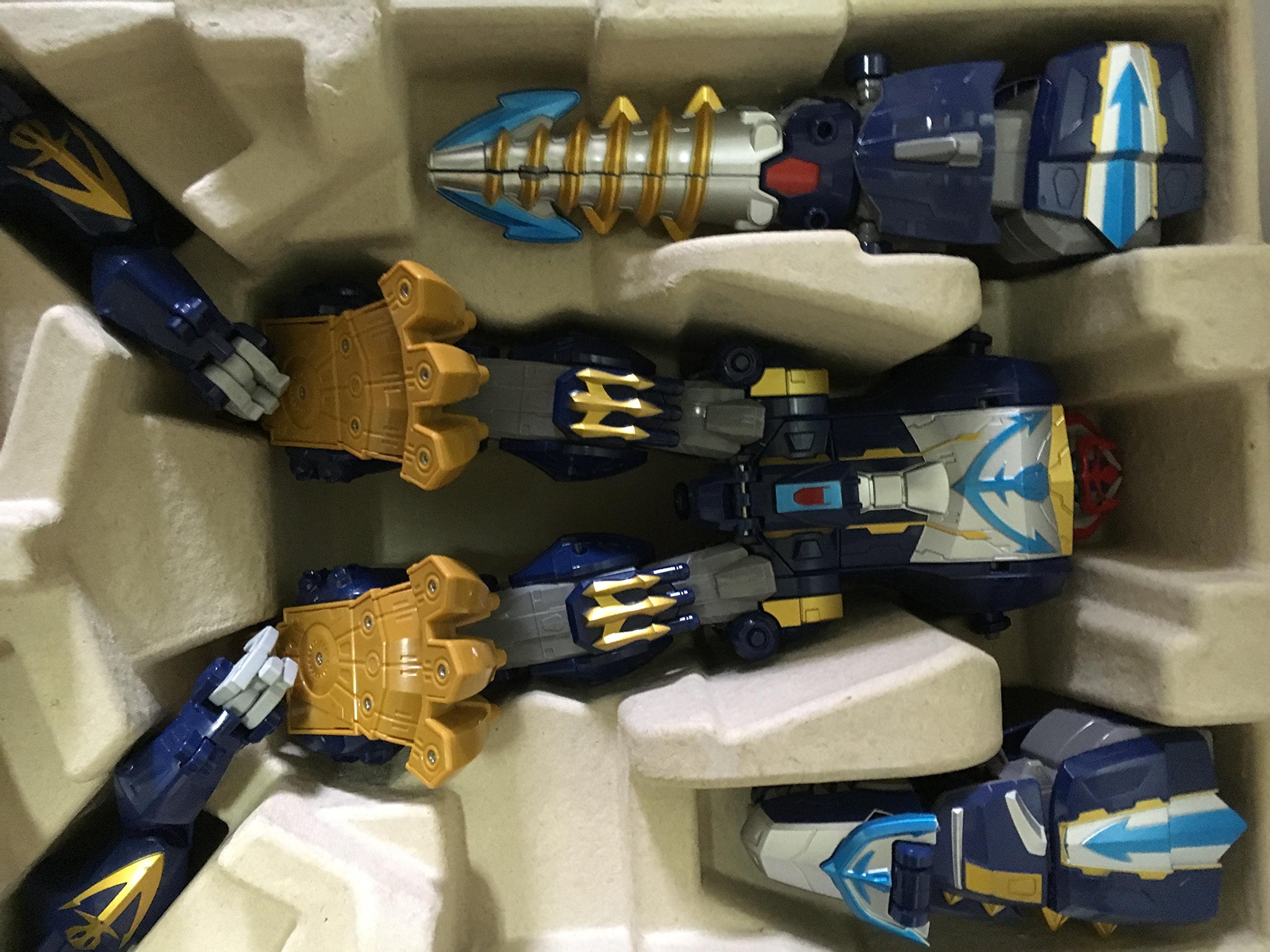 Amazon.co.jp: 海賊戦隊ゴーカイジャー 海賊合体 DX豪獣神 : おもちゃ