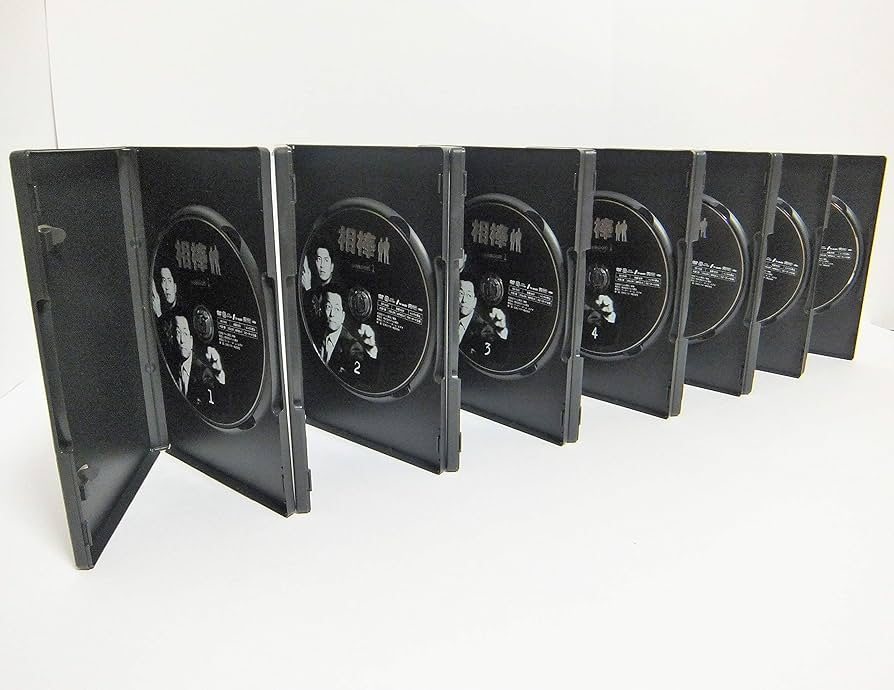 Amazon.co.jp: 相棒 season 1 DVD-BOX : 水谷豊, 寺脇康文, 高樹沙耶