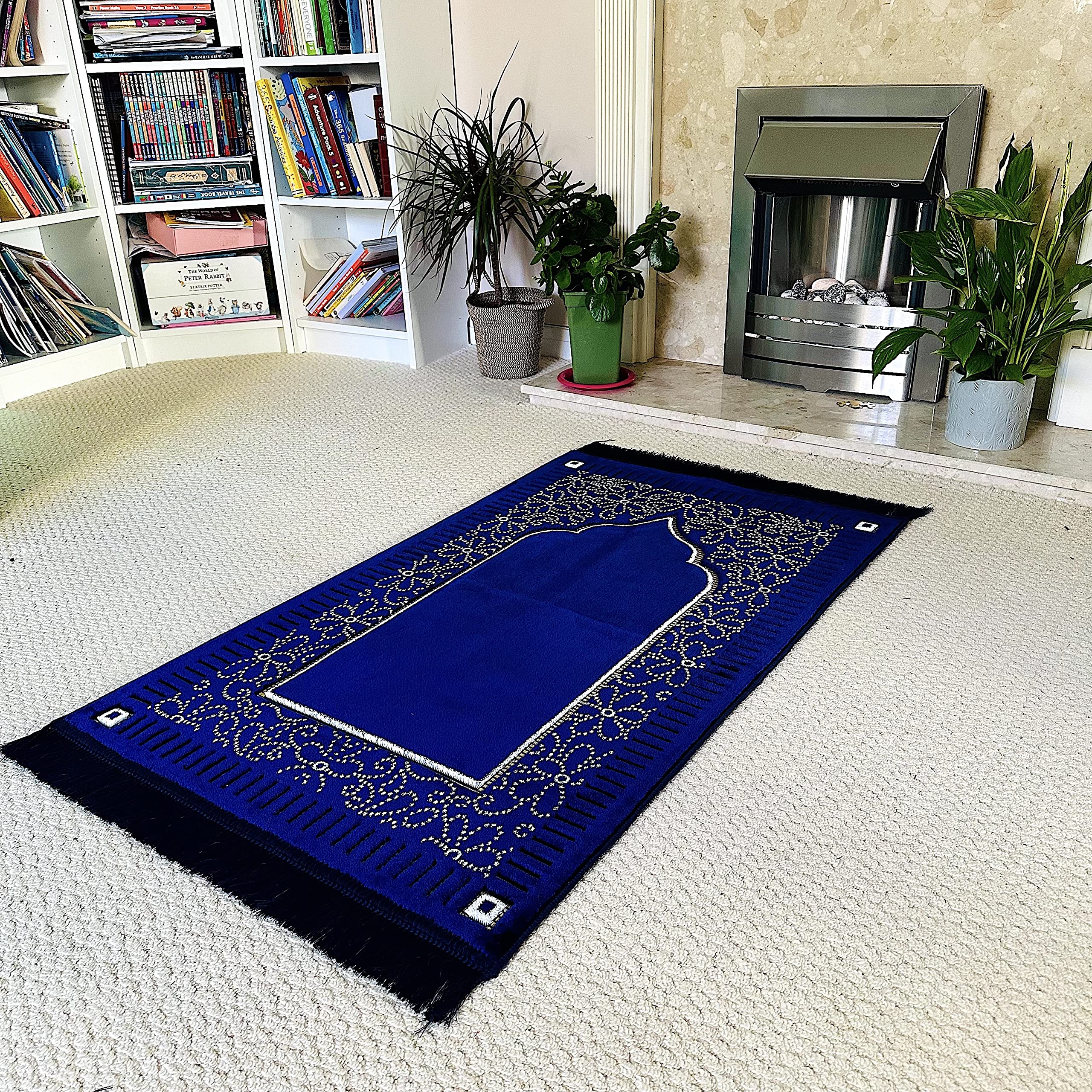 Amazon.com: Mihrab Patterned Original Luxury Velvet Prayer Mat/Rug