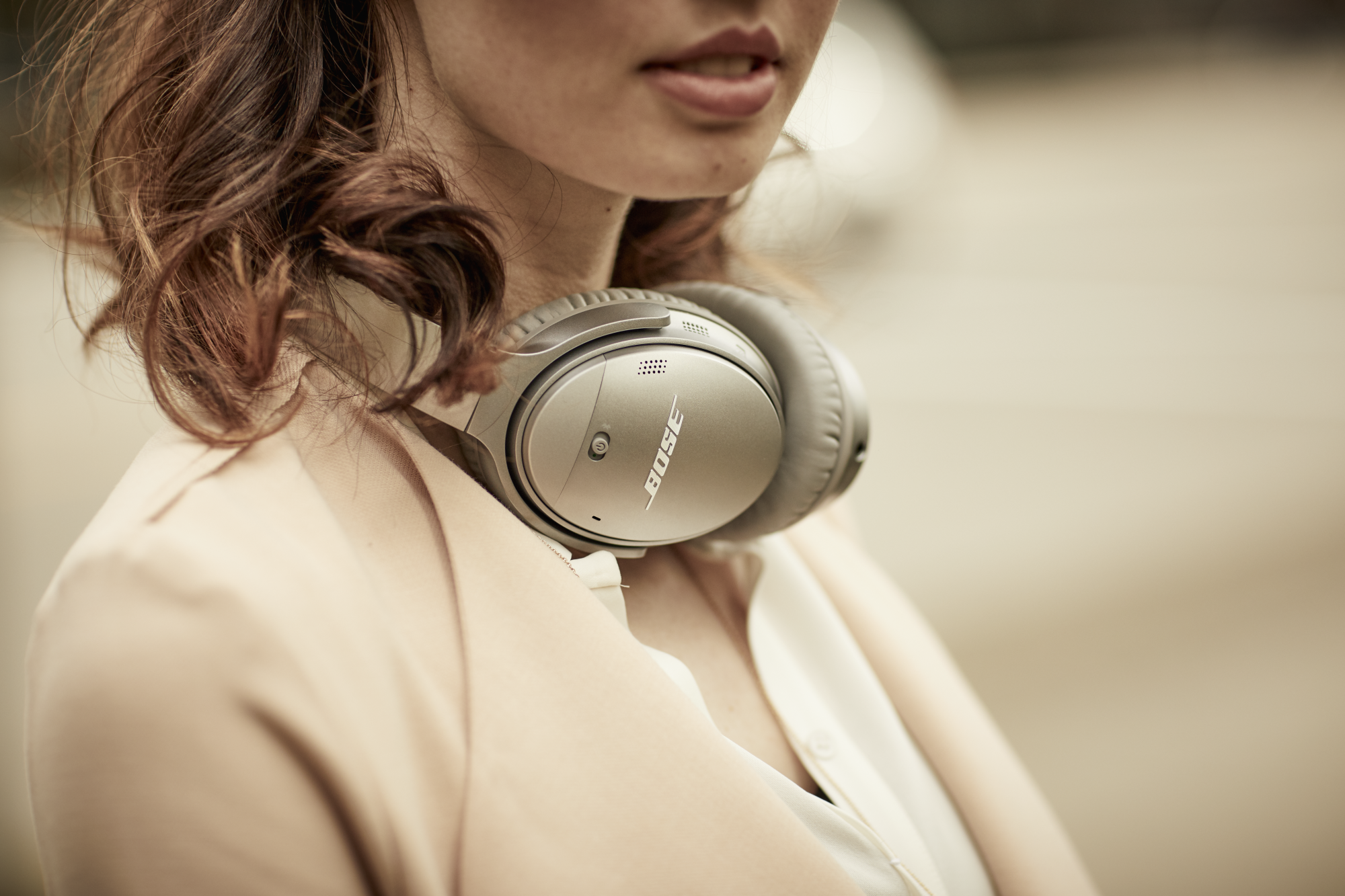 Amazon.com: Bose QuietComfort 35 II Wireless Bluetooth Headphones