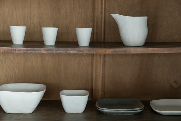 うつわディクショナリー#31 井山三希子さんの手触りのあるものづくり