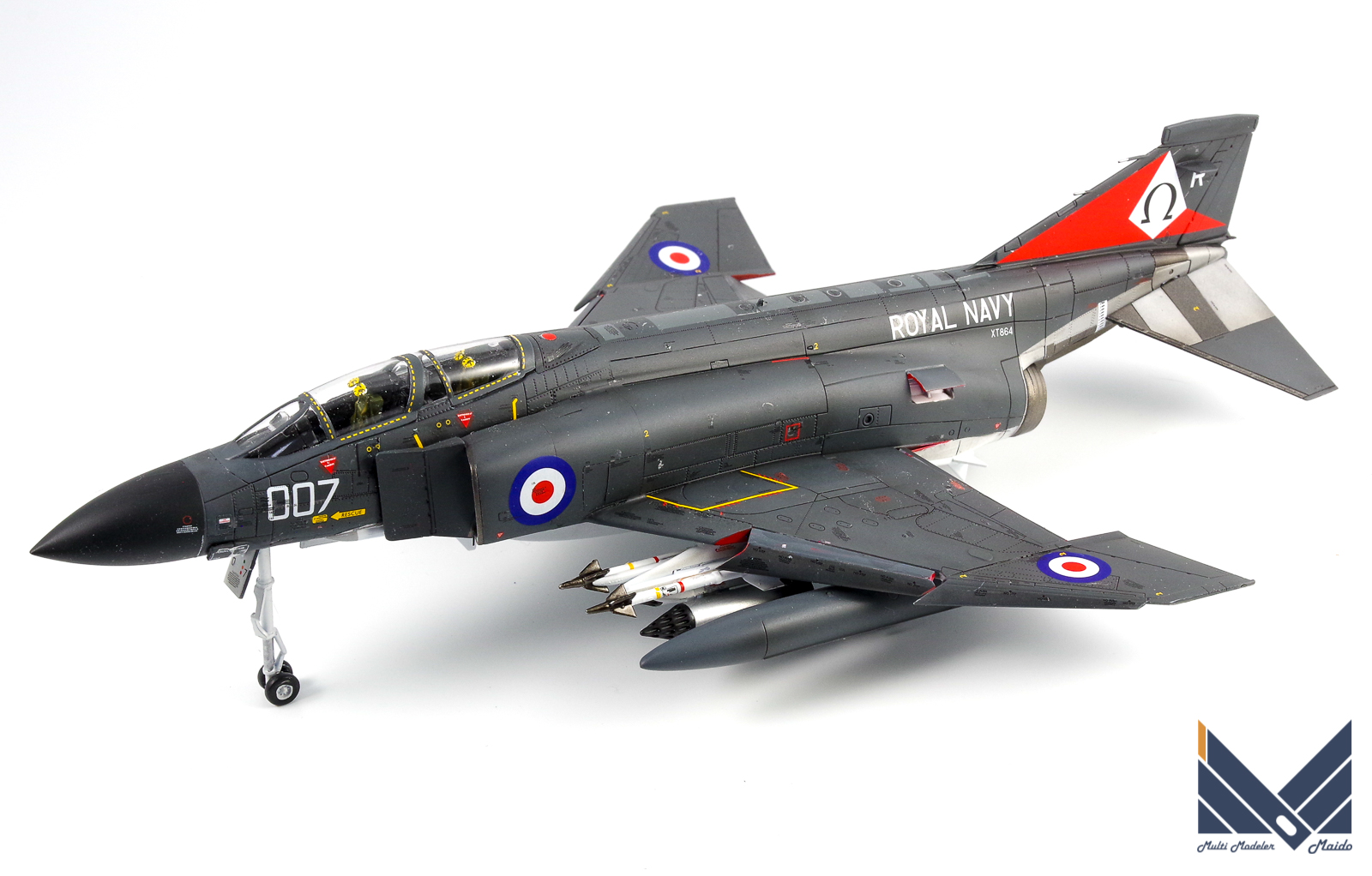 エアフィックス 1/72 ブリティッシュ・ファントム 完成品 FG.1 AIRFIX