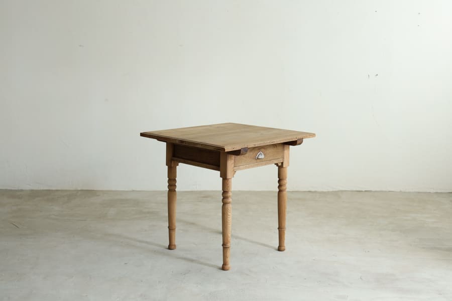 2人掛けのろくろ脚テーブルの通販 | ライフスタイルショップICCA