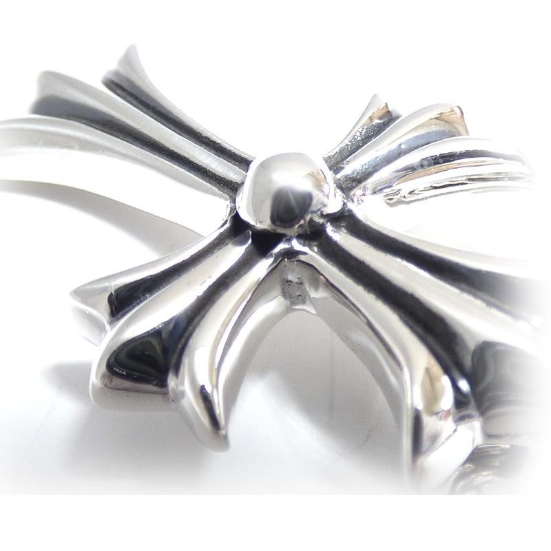 40mm フローラル フレア クロス シルバー ペンダント トップ