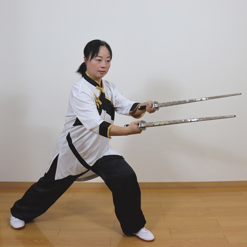 双鐧（そうかん）／ステンレス鋼削り出しタイプ／2本一組 | 中国武術