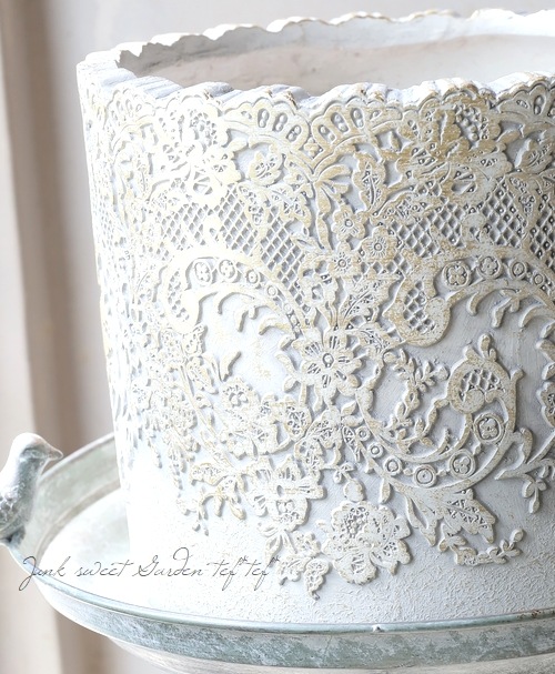 雑貨】【軽量】 セリーヌレース ラウンドL【アイボリー・ゴールド