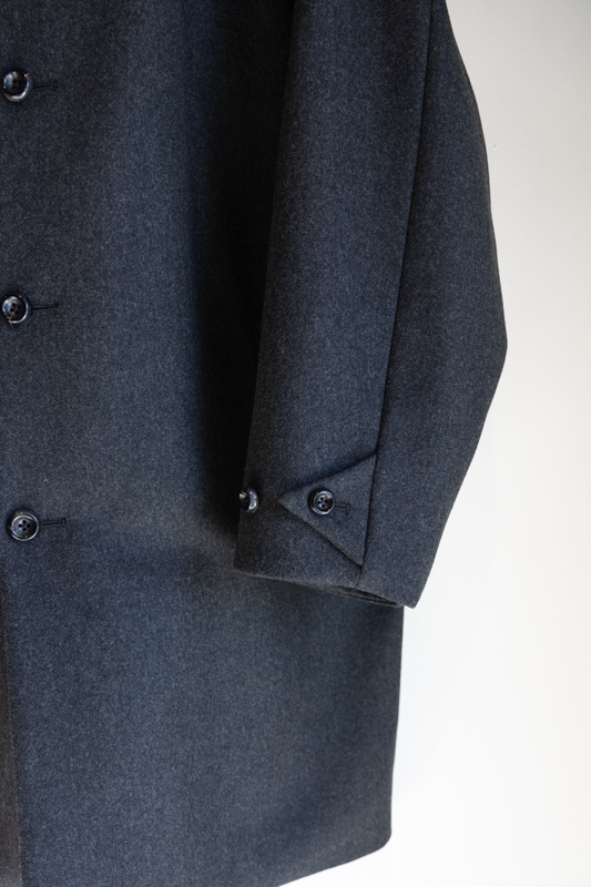 EEL Products イールプロダクツ | オリオンコート Col : Charcoal 公式