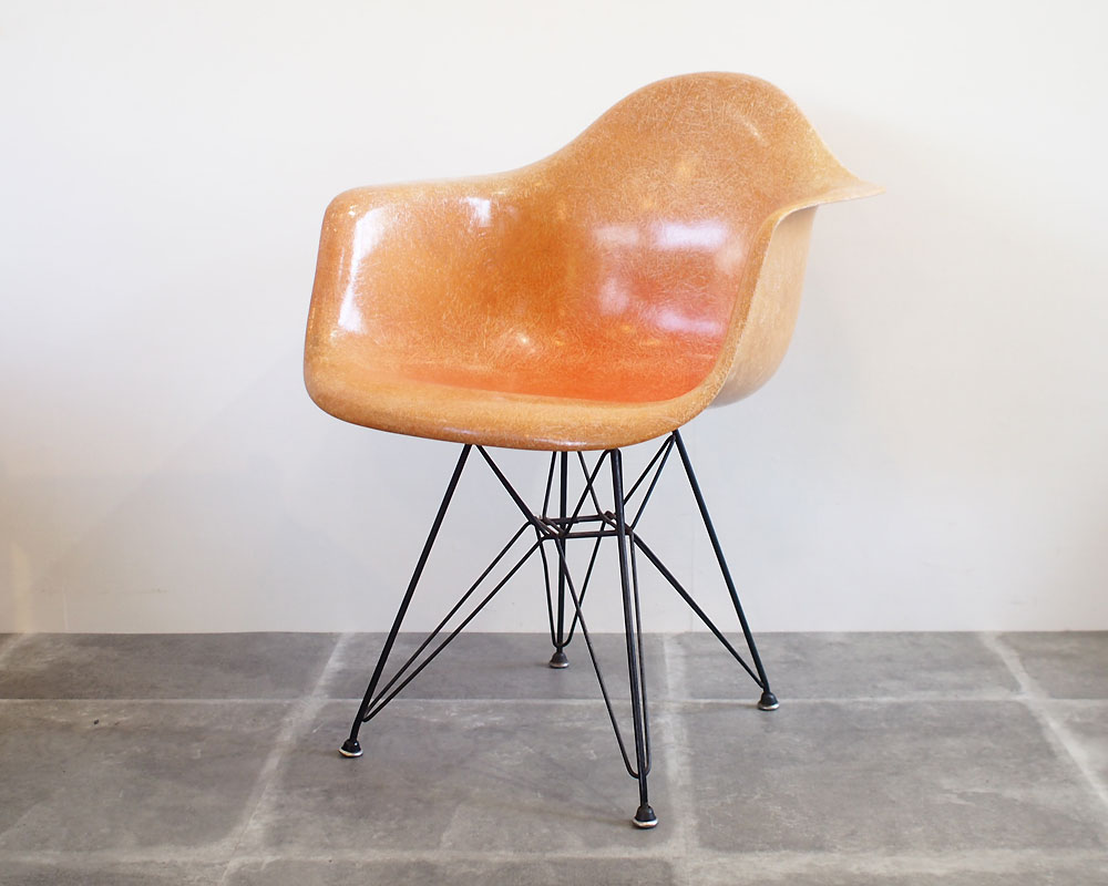 Herman Miller | Eames arm shell chair 2nd Eiffel (salmon) イームズ