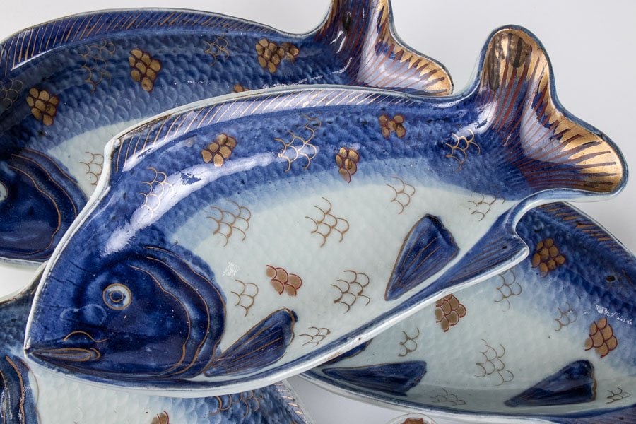 古伊万里】 染付金彩鯉焼物皿 魚形皿 8客セット 江戸後期 16200
