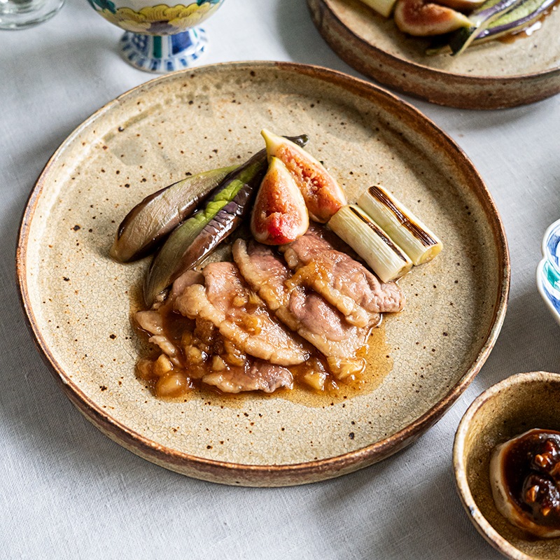 ヒビ粉引き平皿8寸 馬渡新平 | 作家から選ぶ,馬渡新平 | 【公式通販