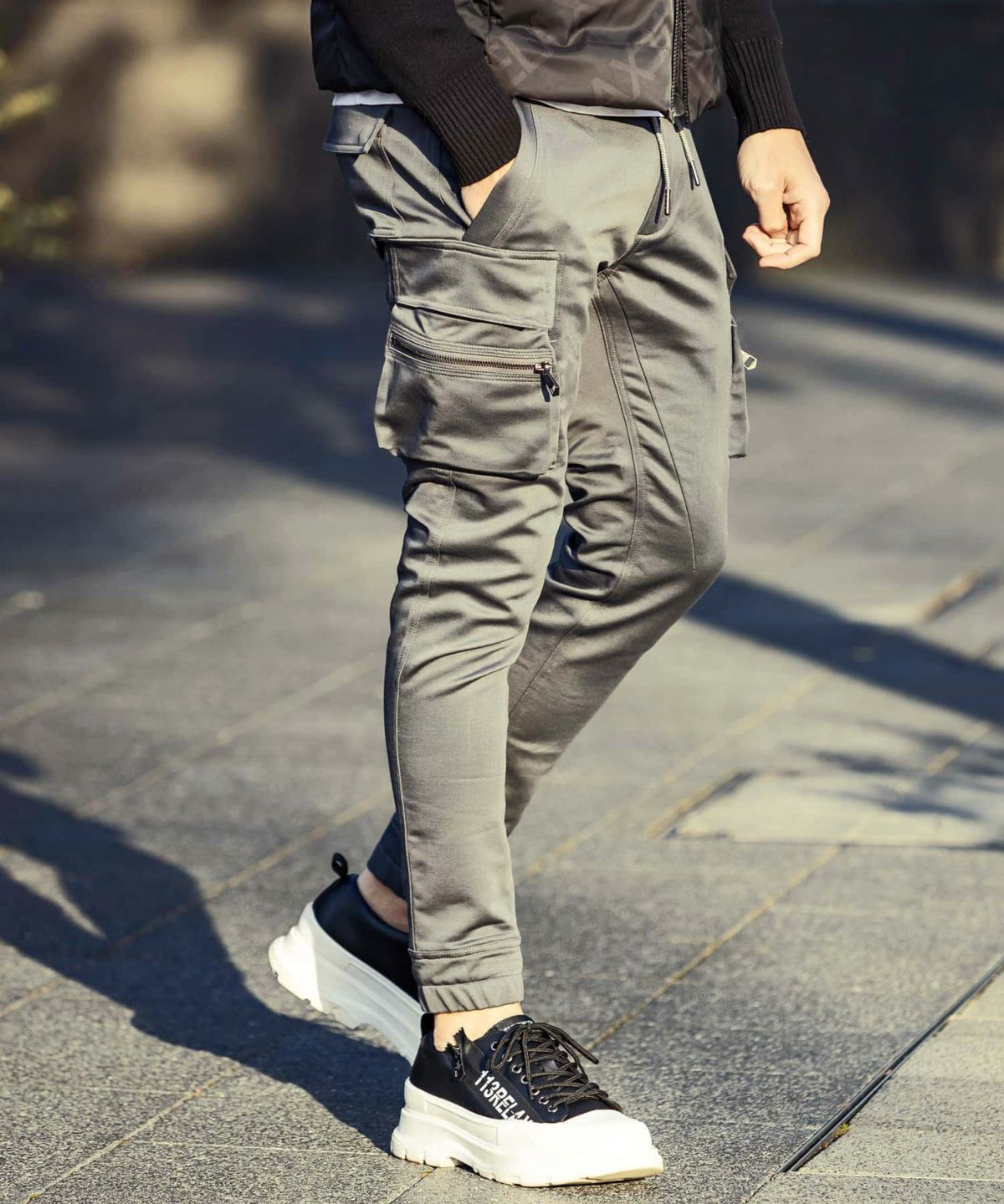 スリムカーゴパンツ グレー 1PIU1UGUALE3 RELAX ウノピゥウノウグァー