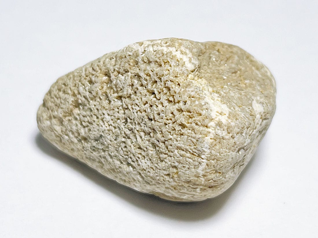 秋田県仙北市田沢湖町玉川温泉産 北投石結晶 (含鉛重晶石)