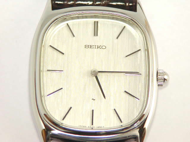 セイコー シャリオ 手巻き時計1975年製 新古品