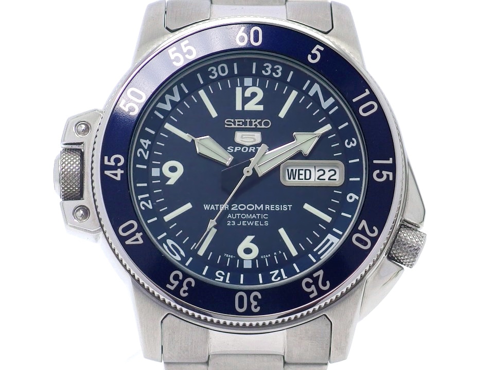 セイコー 5スポーツ 200m 逆輸入モデル 7S36-01E0 自動巻 USED