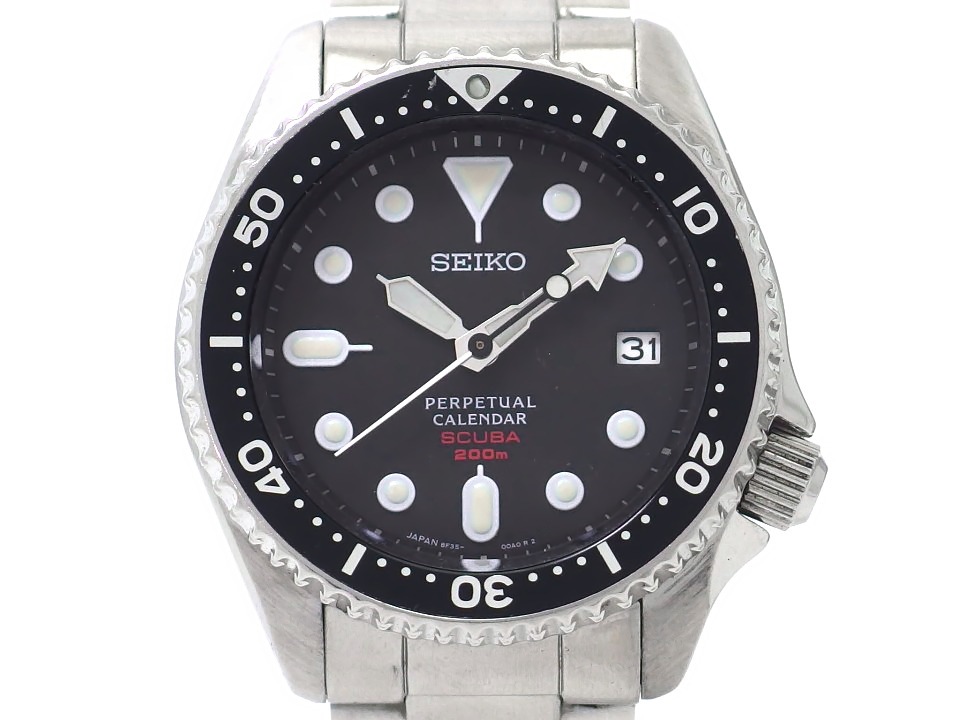 セイコー ダイバー SCUBA 200m 8F35-00A0 パーペチュアルカレンダー
