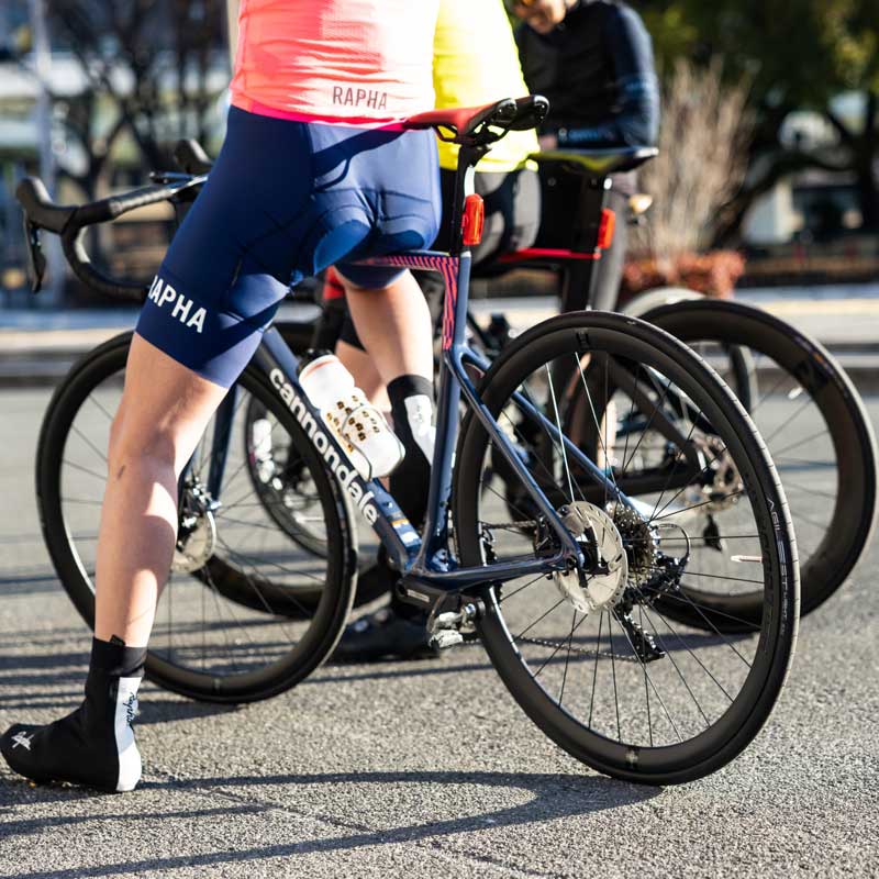 パナレーサー アジリスト デュロ 700×28C ブラック | すべての商品