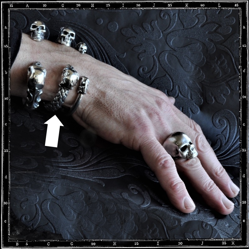 TWO SKULLS BANGLE - BRAIDED | クレイジーピッグ公式オンラインストア