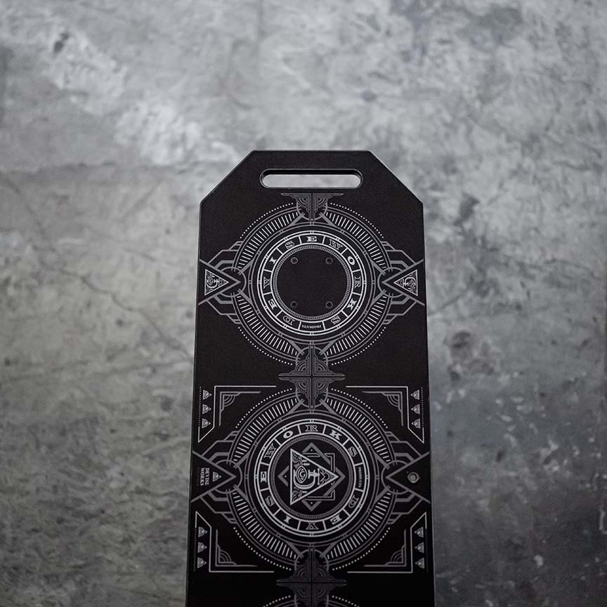 DEVISE DECK ブラック紋章 | DEVISE WORKS | キャンプ用品