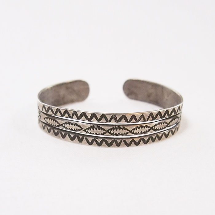 インディアンジュエリー ナバホ フレッドハービー スタンプワーク