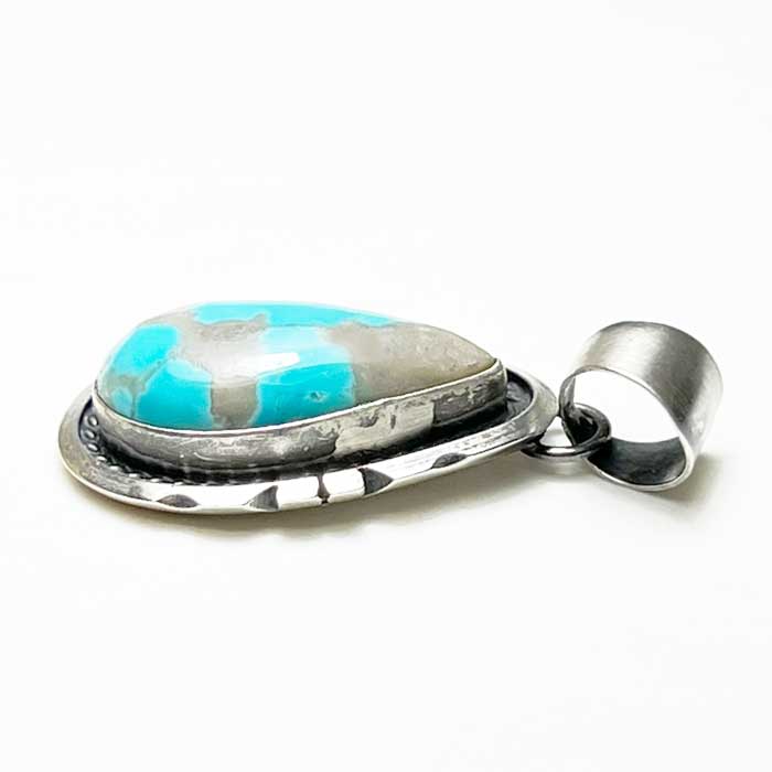 インディアンジュエリー ナバホ族 キングマンターコイズ ティア