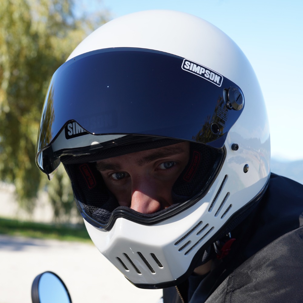 SIMPSON M30 ホワイト | SIMPSONヘルメット公認オンラインストア