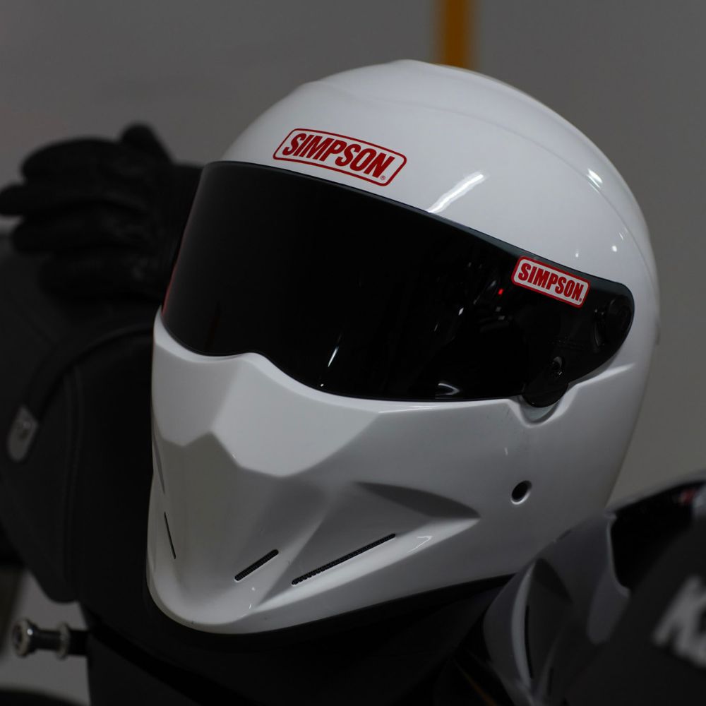 SIMPSON DIAMONDBACK ホワイト | SIMPSONヘルメット公認オンラインストア