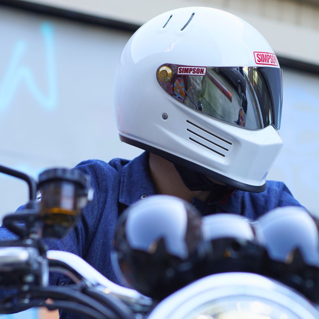SIMPSON BANDIT Pro ホワイト | SIMPSONヘルメット公認オンラインストア