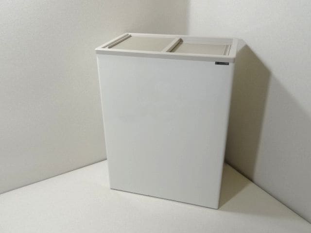 サンデン 冷凍ストッカー. PF-120-XB-B