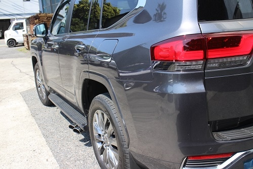 みやちゃんランクル300 ガソリン車 SUXON マフラー中古 サイド出し サクソン/SUXON」300系ランクル（VJA300W）V35A/3.4L用サイド2本出し