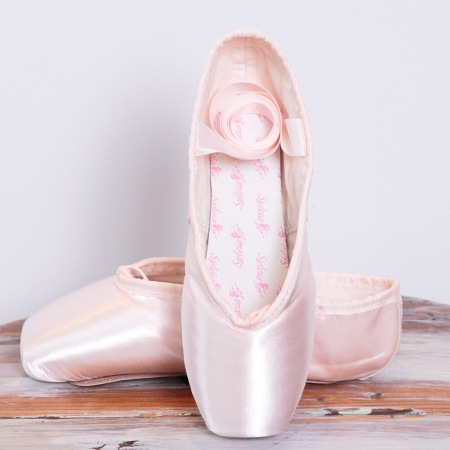 シルビア】チェリーの商品詳細 | バレエ・ダンス用品店 赤い靴