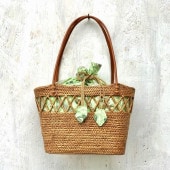 かごバッグ／アタショルダーバッグ ／バティック布の内張り付／バリ島