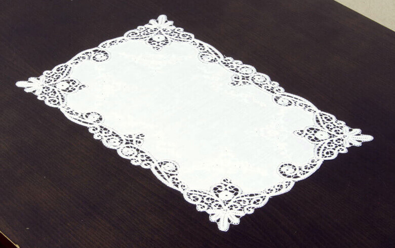 memories ボビンレース テーブルセンター F95/23 約30×45cm
