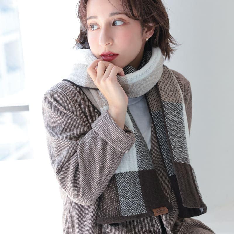 Clelia | グッズ |チェック柄マフラー