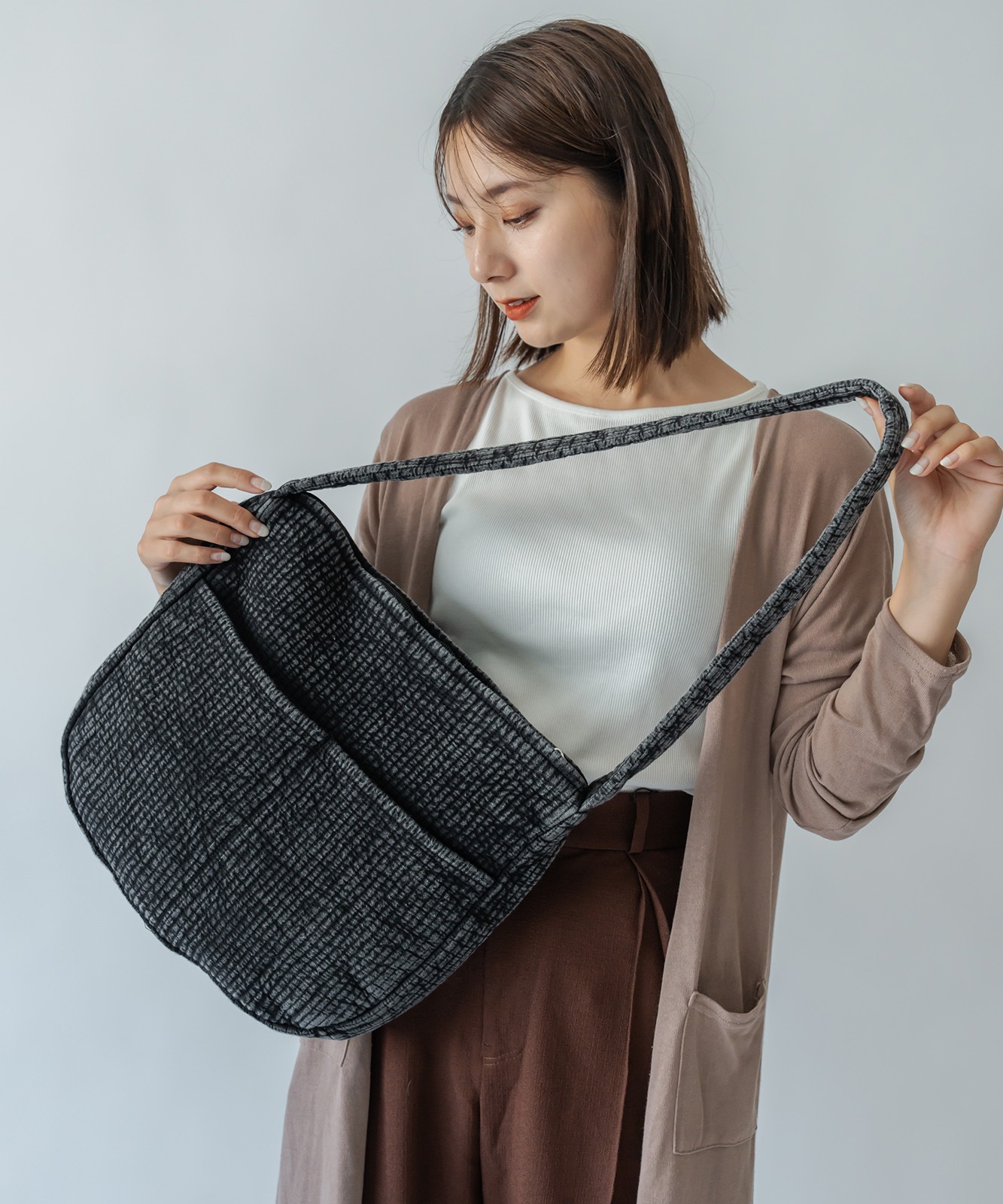 Rename ヌビショルダーバッグ マザーズバッグ 斜めがけバッグ 丸洗いOK