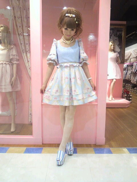 ディアマンテ ぼかし薔薇 お嫁ワンピ 36 ディアマンテ ぼかし薔薇 お嫁