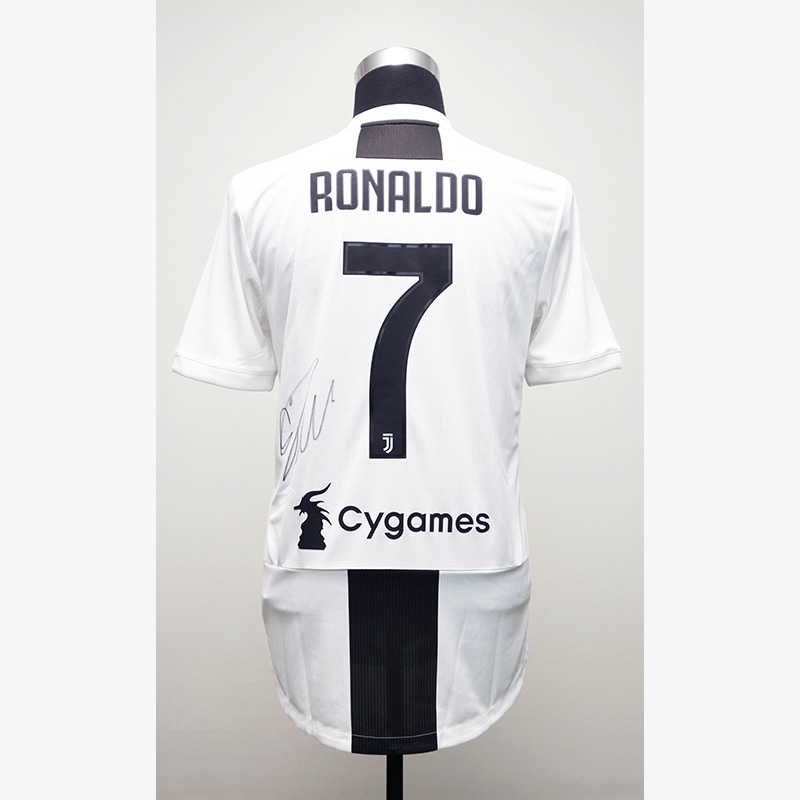 ロナウド直筆サイン入り選手支給ユベントス18/19ホームユニフォーム