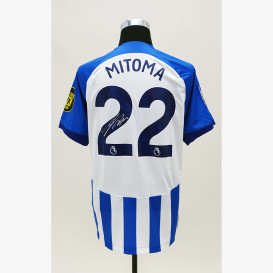 英プレミアリーグのサッカー直筆サイン入りユニフォームを販売 - THE