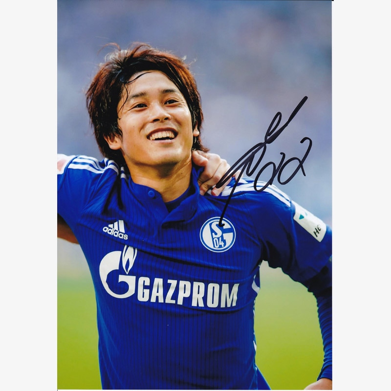 元日本代表、鹿島アントラーズ、シャルケ、内田篤人選手の直筆サイン