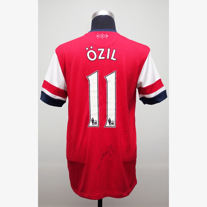 エジル直筆サイン入りアーセナル13/14ホームユニフォーム | THE DUGOUT