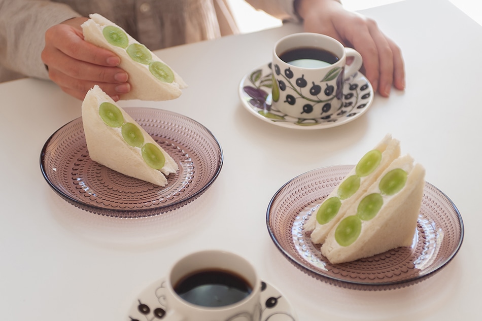 カステヘルミ プレート（イッタラ／iittala） フリーデザイン ｜ 北欧