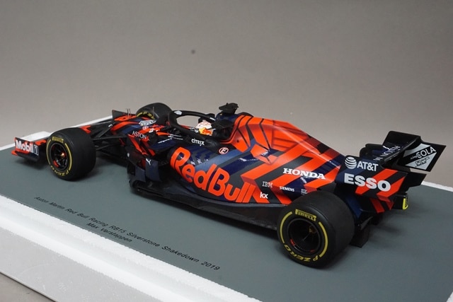 1/18 スパーク 18S459 アストンマーティン レッドブル RB15 テストカー
